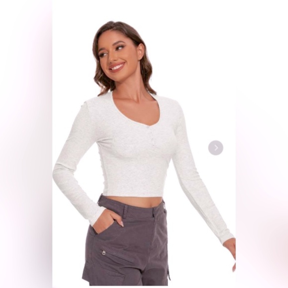 Scoop Neck Long Sleeve crop Henley basic slim fit tee | S | NWT